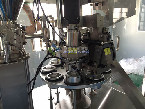 洪澤灌裝封口機(jī)