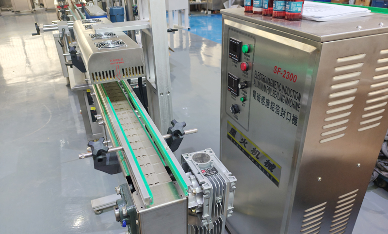 江蘇自動封口機實拍