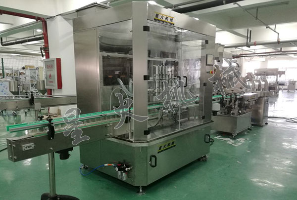 醬料灌裝真空旋蓋生產(chǎn)線|全自動辣椒醬灌裝真空旋蓋生產(chǎn)線