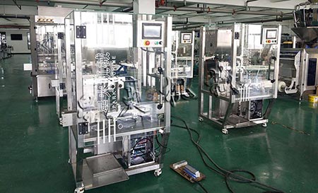 星火廠房調(diào)味醬灌裝機成列區(qū)