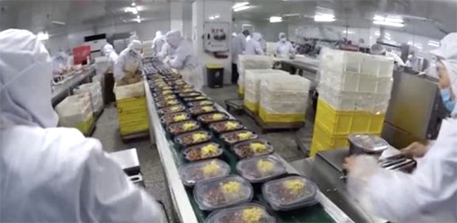 半成品酒店預(yù)制菜包裝封口機案例展示